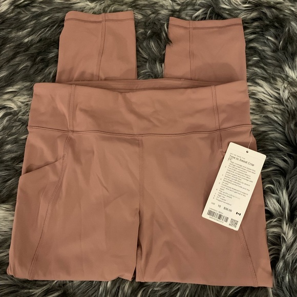 lululemon athletica Pants - Lululemon Time to Sweat Crop 23” - size 10.